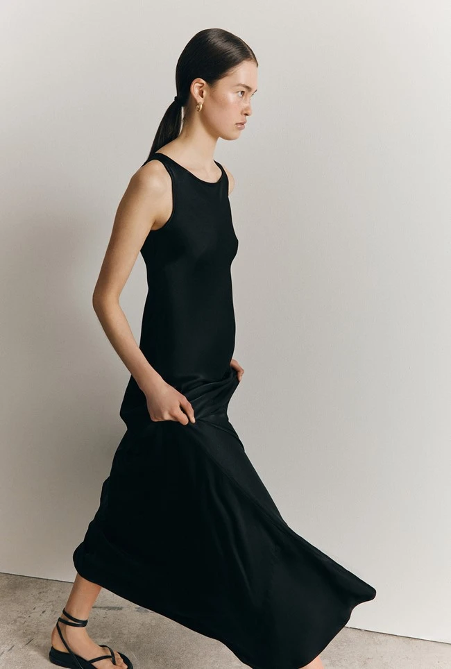 Callie Satin Maxi Dress Black - Image 2