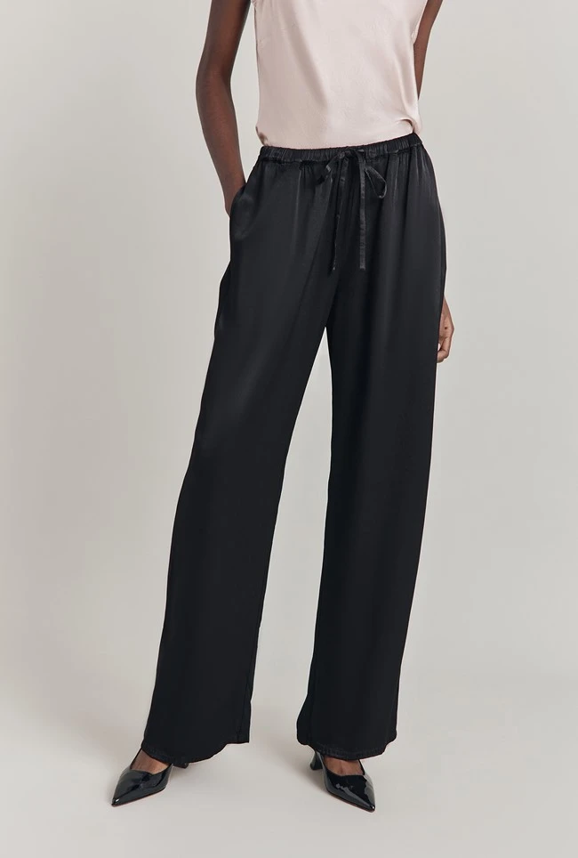 Imogen Satin Wide Leg Trouser Black - Image 3