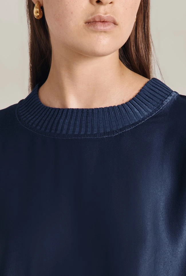 Grace Satin Sweatshirt Dark Midnight - Image 5