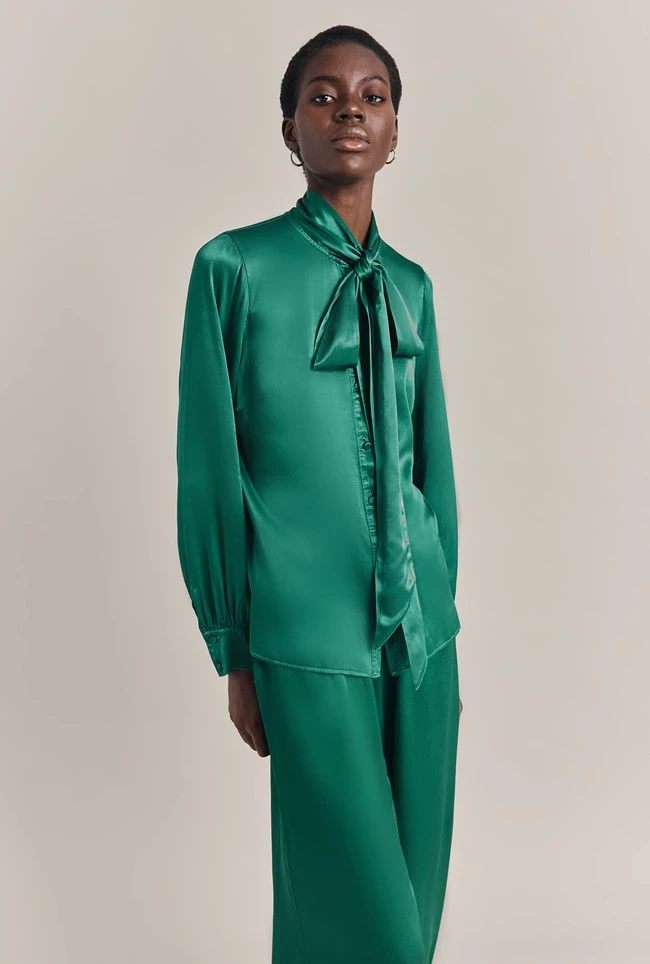 Anna Satin Pussybow Blouse Green - Image 2