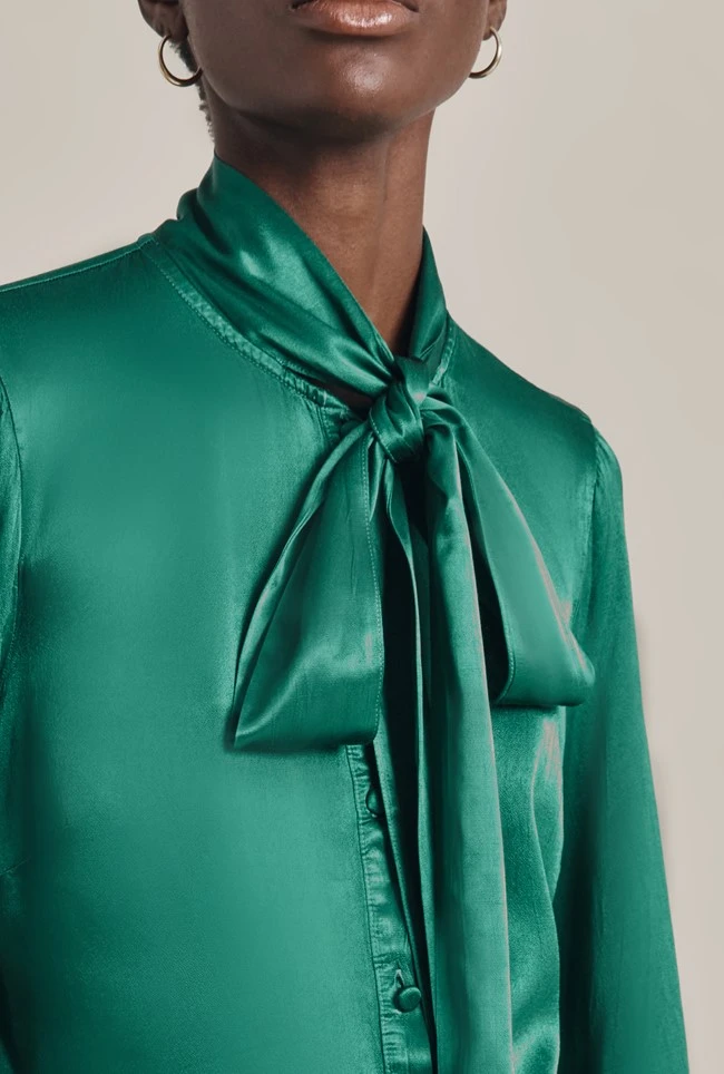 Anna Satin Pussybow Blouse Green - Image 6
