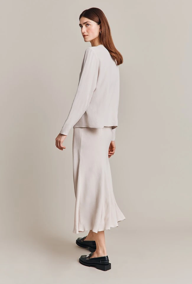 Phoebe Crepe Skirt Beige Pearly - Image 5