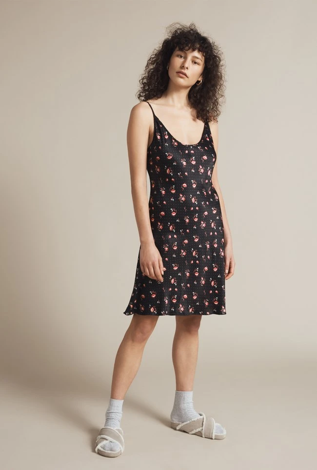 Iris Satin Slip Rose Ditsy - Image 3